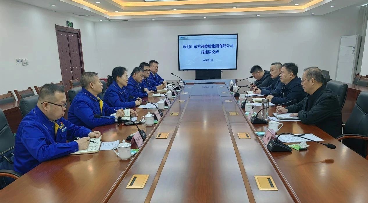李曉東到新疆調研督導煤礦建設推進工作，并慰問駐疆干部職工